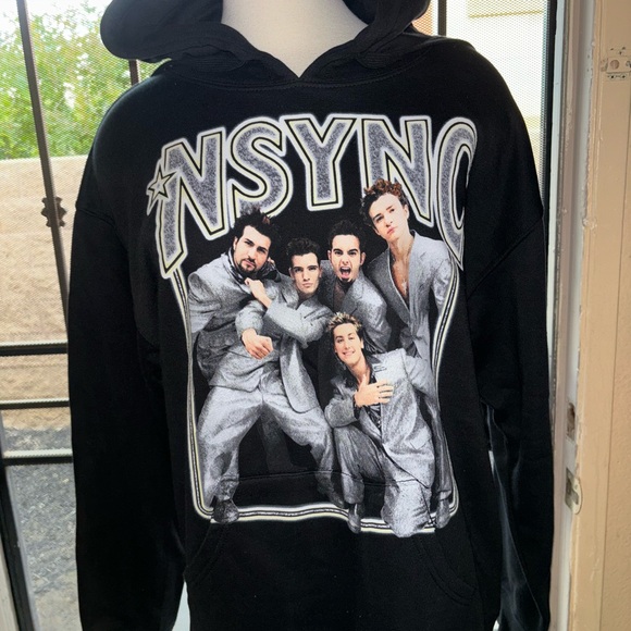 🌻 NWT *NSYNC hoodie - Picture 1 of 3